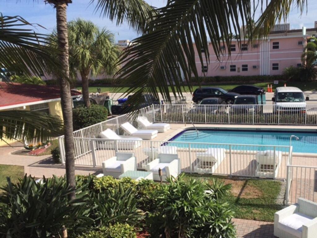 Aparthotel Luna Paradise By The Sea Lauderdale-by-the-Sea Exterior foto