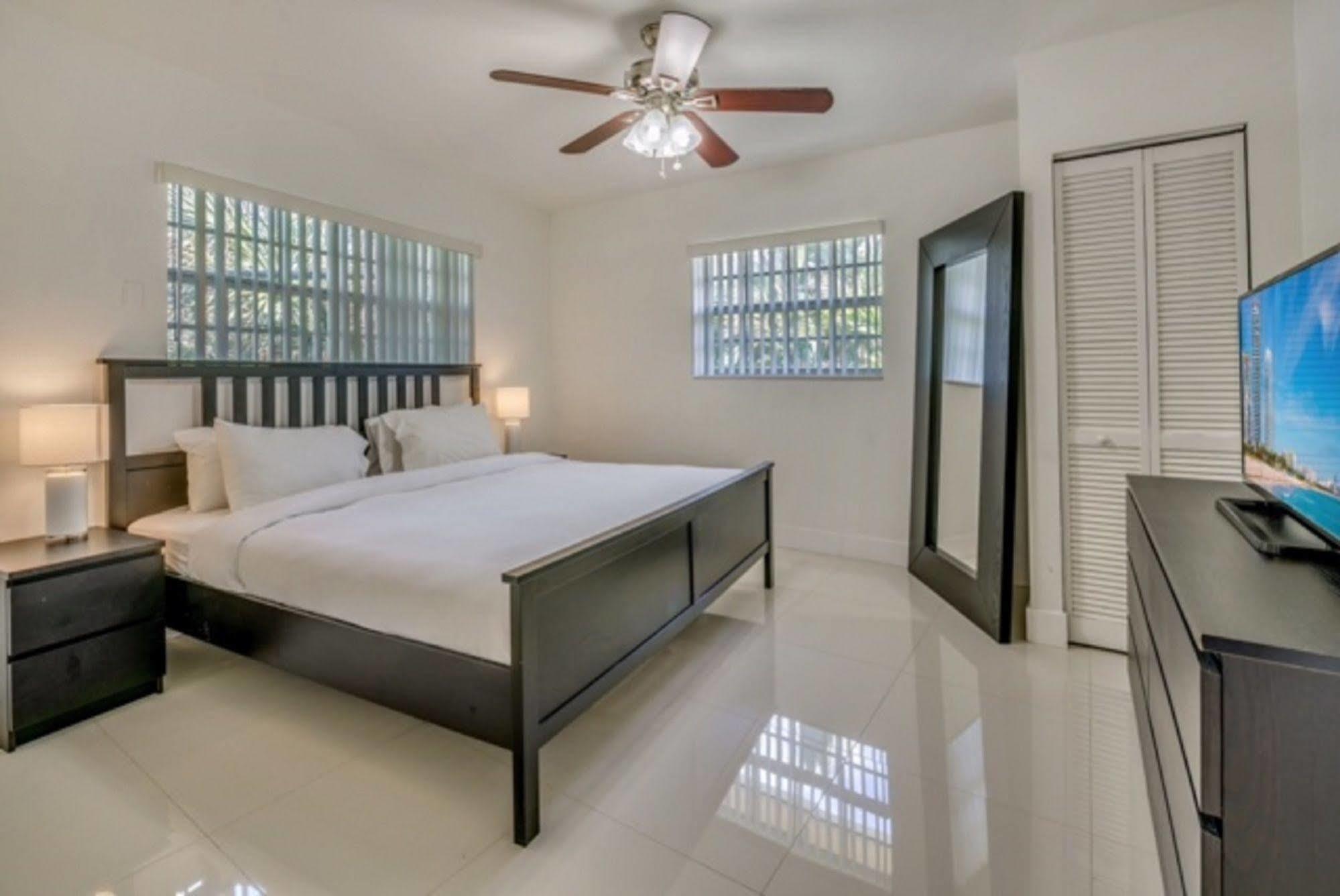Aparthotel Luna Paradise By The Sea Lauderdale-by-the-Sea Exterior foto