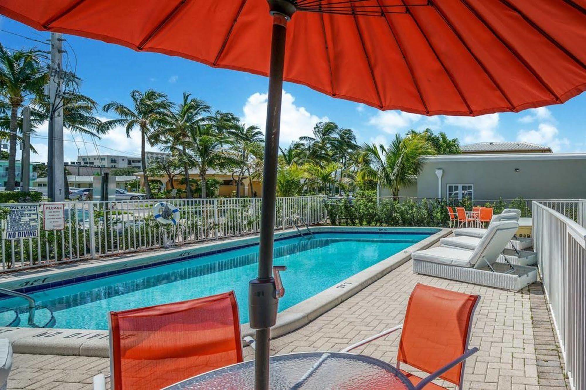 Aparthotel Luna Paradise By The Sea Lauderdale-by-the-Sea Exterior foto
