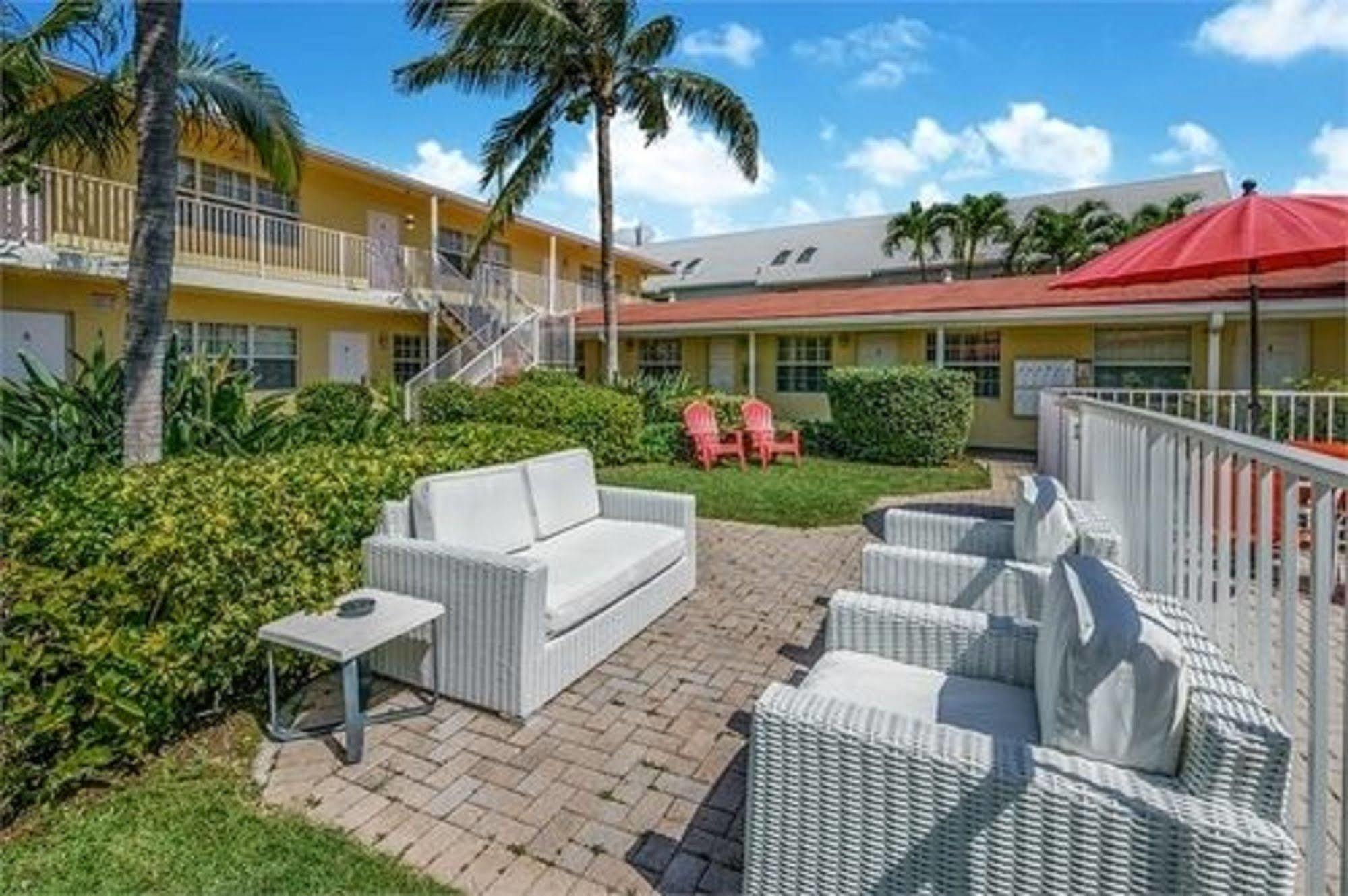 Aparthotel Luna Paradise By The Sea Lauderdale-by-the-Sea Exterior foto